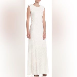 NWT Vera Wang Gown Size 6